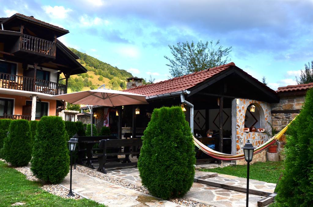 Къщата - Къща За Гости Ribarica Exterior photo