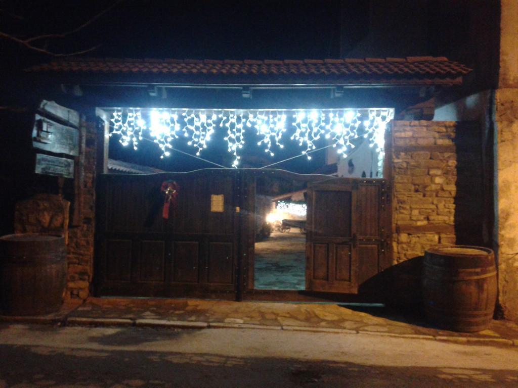 Къщата - Къща За Гости Ribarica Exterior photo